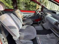 Gebraucht Renault Twingo 58 PS (42 kW) 1997 Rot Kleinwagen