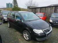 Gebraucht VW Touran Trendline 140 PS (102 kW) 2008 Schwarz Van / Kleinbus