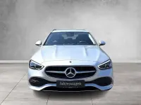 Gebraucht Mercedes C220 Avantgarde 197 PS (144 kW) 2025 Kombi