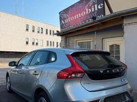 Gebraucht Volvo V40 You! 114 PS (83 kW) 2014 Silber Limousine