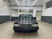 Gebraucht Mercedes 190 118 PS (86 kW) 1989 Blau Limousine