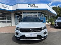 Gebraucht VW T-Roc Active 110 PS (80 kW) 2022 White silver metallic (metallic) SUV