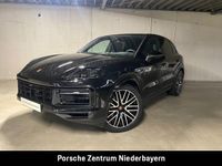 Gebraucht Porsche Cayenne 470 PS (345 kW) 2025 Chromitschwarzmetallic SUV