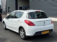 Second-hand Peugeot 308 Active 120 CP (88 kW) 2012 Alb Berlinǎ