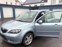 Gebraucht Mazda 2 80 PS (58 kW) 2007 Blau Kleinwagen