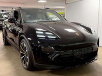 Neu Porsche Macan 300 kW (408 PS) 2026 Tiefschwarz metallic SUV