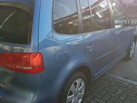 Gebraucht VW Touran 140 PS (102 kW) 2011 Blau Van / Kleinbus