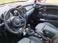 Gebraucht Mini Cooper 136 PS (100 kW) 2019 Rot Kleinwagen