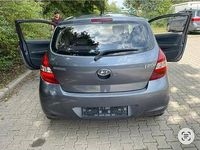 Gebraucht Hyundai i20 77 PS (56 kW) 2009 Grau Kleinwagen
