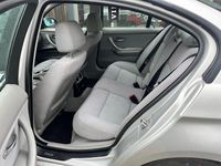 Gebraucht BMW 320 150 PS (110 kW) 2006 Silber Limousine