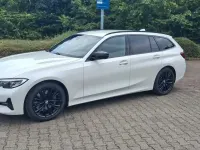 Gebraucht BMW 330 Sport Line 258 PS (189 kW) 2019 Weiß Kombi