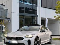 Gebraucht Kia Stinger GT-Line 200 PS (147 kW) 2019 Silber Kleinwagen