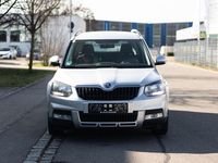 Gebraucht Skoda Yeti Ambition 110 PS (80 kW) 2015 Silber SUV