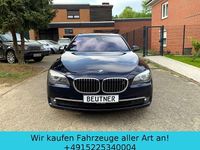 Gebraucht BMW 750 Shadowline 408 PS (300 kW) 2010 Blau Limousine