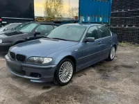 Second-hand BMW 330 184 CP (135 kW) 2000 Albastru Berlinǎ