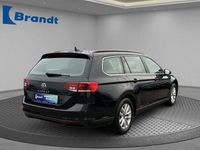 Gebraucht VW Passat Business 122 PS (89 kW) 2022 Schwarz Kombi