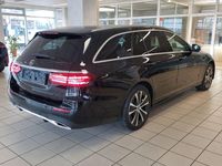 Gebraucht Mercedes E300 194 PS (142 kW) 2021 Schwarz Kombi