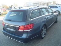 Gebraucht Mercedes E220 170 PS (125 kW) 2016 Grau Kombi