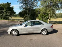 Gebraucht Mercedes C180 142 PS (104 kW) 2003 Silber Limousine
