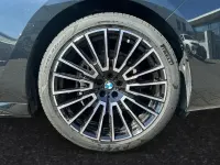 Gebraucht BMW 740 M Sport 299 PS (219 kW) 2025 Black sapphire metallic Limousine