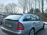 Gebraucht Mercedes C220 150 PS (110 kW) 2005 Grau Kombi
