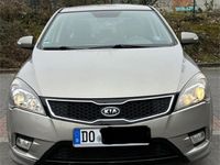 Gebraucht Kia Ceed Spirit 128 PS (94 kW) 2012 Kleinwagen