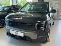 Neu Kia EV2 Air 100 kW (136 PS) 2026 Schwarz SUV