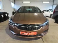 Gebraucht Opel Astra Dynamic 105 PS (77 kW) 2016 Soft bronze Limousine