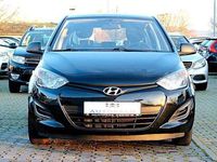 Gebraucht Hyundai i20 Classic 86 PS (63 kW) 2014 Schwarz Kleinwagen