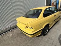 gebraucht BMW 316 e36 Coupé I Dakar Gelb