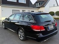 Gebraucht Mercedes E200 136 PS (100 kW) 2015 Schwarz Kombi