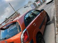 Gebraucht Kia Rio 110 PS (80 kW) 2007 Orange Kleinwagen