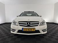 Gebraucht Mercedes C180 AMG 156 PS (114 kW) 2011 Weiß Coupé