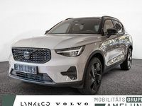 Neu Volvo XC40 Plus 163 PS (119 kW) 2026 Grau SUV
