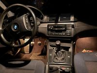 Gebraucht BMW 318 143 PS (105 kW) 2001 Schwarz Limousine
