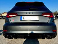 Gebraucht Audi RS3 Ambiente 400 PS (294 kW) 2019 Grau Limousine
