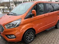 Gebraucht Ford Tourneo 170 PS (125 kW) 2018 Orange Van / Kleinbus