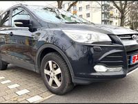 Gebraucht Ford Kuga Titanium 150 PS (110 kW) 2015 Schwarz SUV