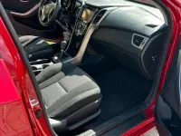 Gebraucht Hyundai i30 99 PS (72 kW) 2014 Rot Limousine