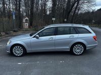 Gebraucht Mercedes C220 Avantgarde 170 PS (125 kW) 2013 Silber Kombi