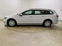 Gebraucht VW Passat Conceptline 150 PS (110 kW) 2022 Gletscherweiß metallic Kombi