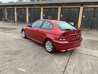 Gebraucht BMW 316 116 PS (85 kW) 2003 Rot Kleinwagen