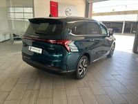 Gebraucht DFSK Forthing 4 177 PS (130 kW) 2024 Grün Van / Kleinbus