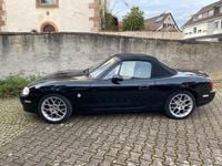 Second-hand Mazda MX5 110 CP (80 kW) 2004 Negru Cabrio