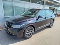 Gebraucht VW Tiguan Life 150 PS (110 kW) 2022 Deep black perleffekt SUV