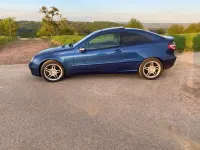 Gebraucht Mercedes C320 218 PS (160 kW) 2003 Blau Coupé