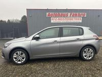 Gebraucht Peugeot 308 Active 131 PS (96 kW) 2018 Grau Kleinwagen
