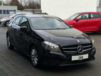Gebraucht Mercedes A180 122 PS (89 kW) 2013 Schwarz Limousine