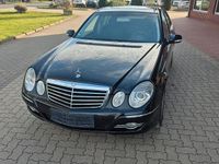Gebraucht Mercedes E220 Elegance 170 PS (125 kW) 2007 Schwarz Limousine