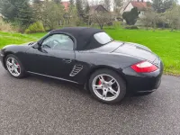 Begagnad Porsche Boxster Basis 239 HK (175 kW) 2005 Svart Cab